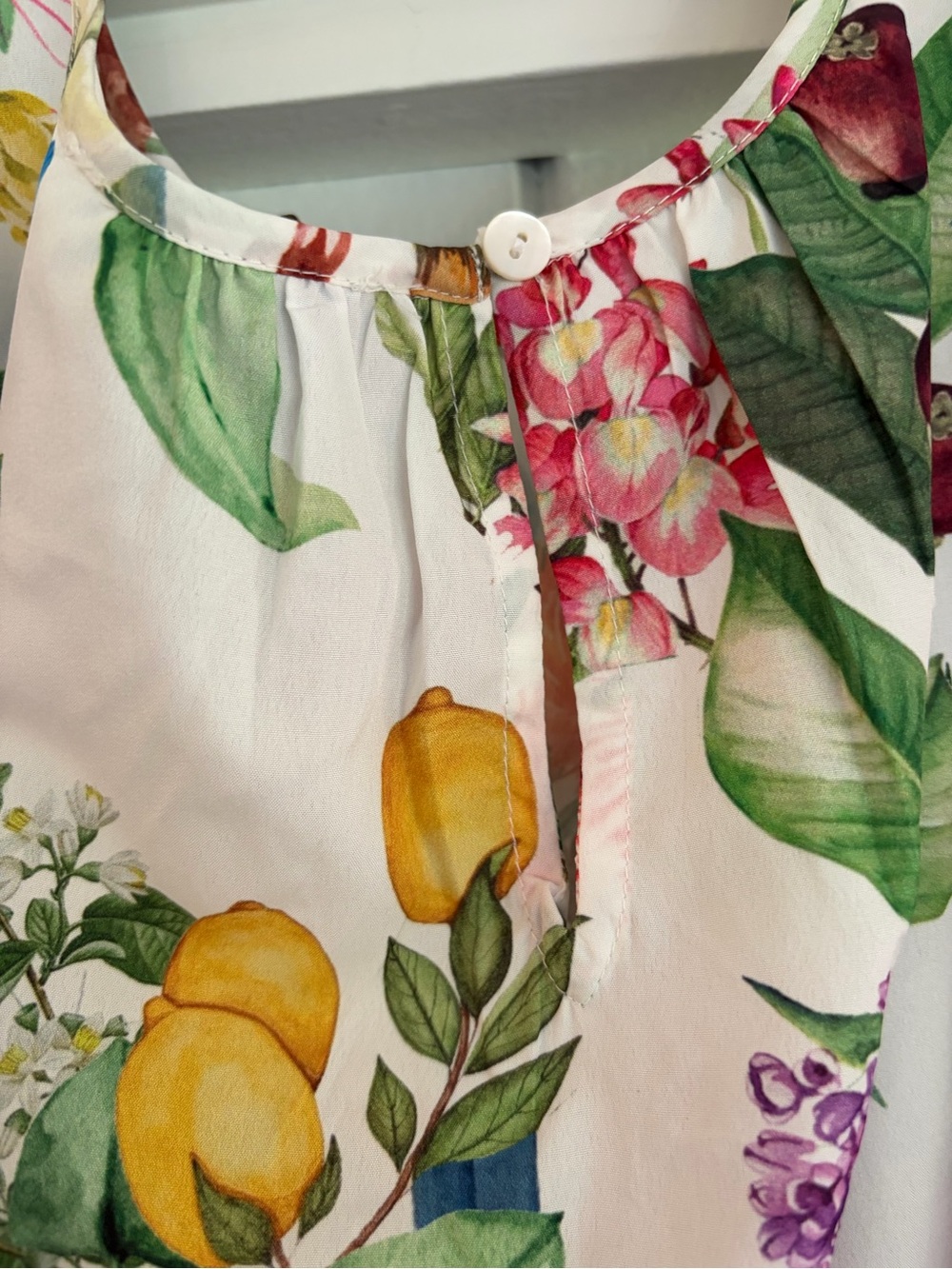 Calypso St Barth Floral/ Bird Print White Maxi Skirt and Puff Sleeve top Set - Picture 12 of 15